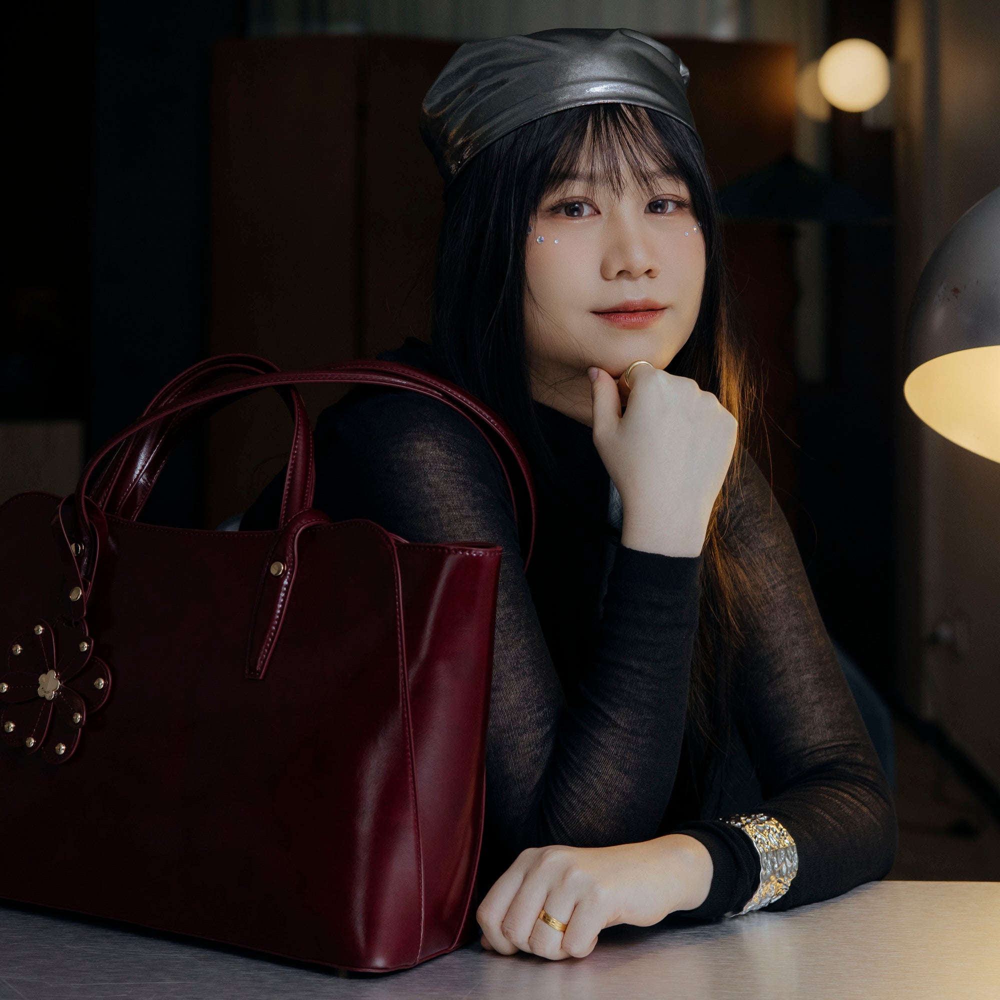 F.timber Holly Totebag