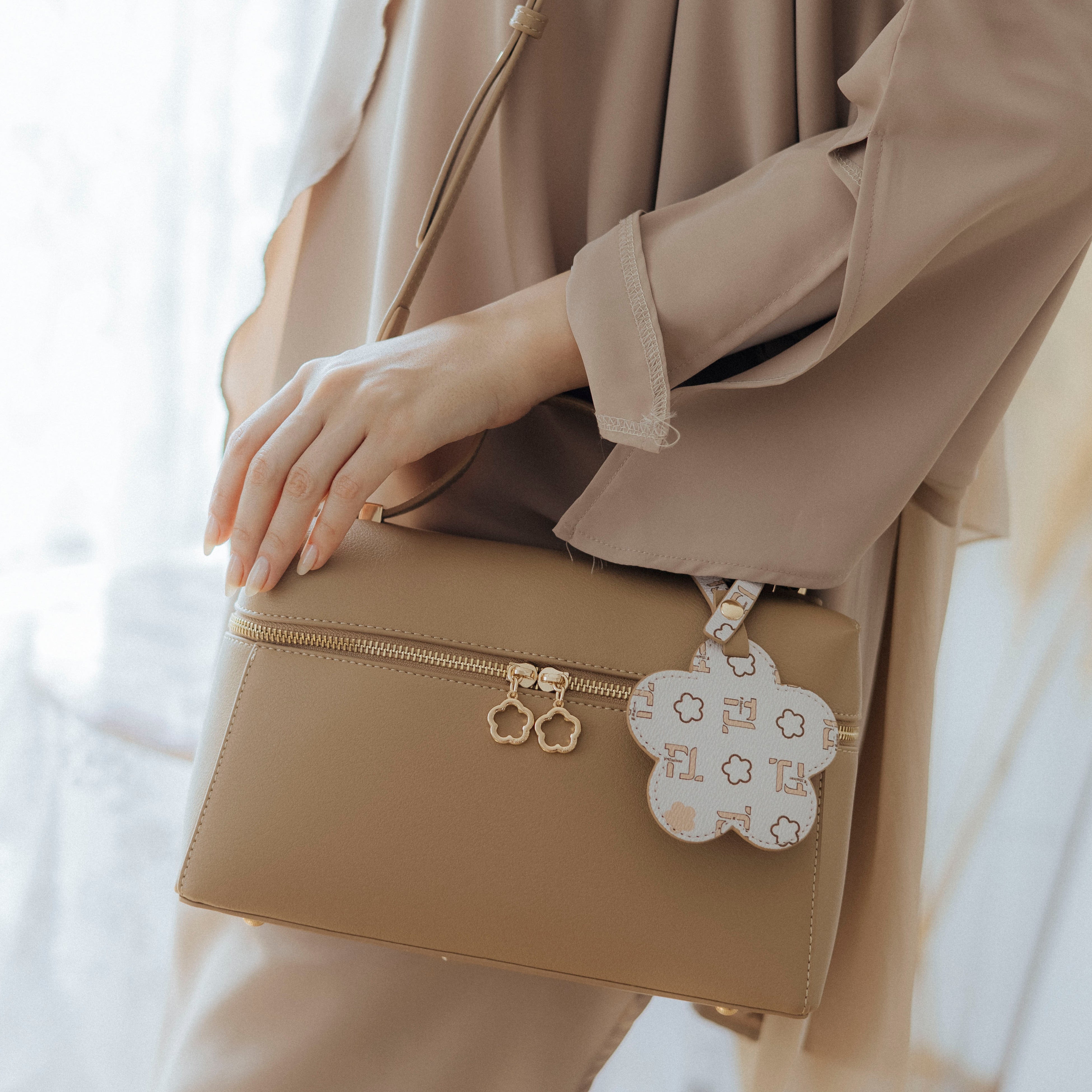 F.timber Bayley Top Handle Handbag