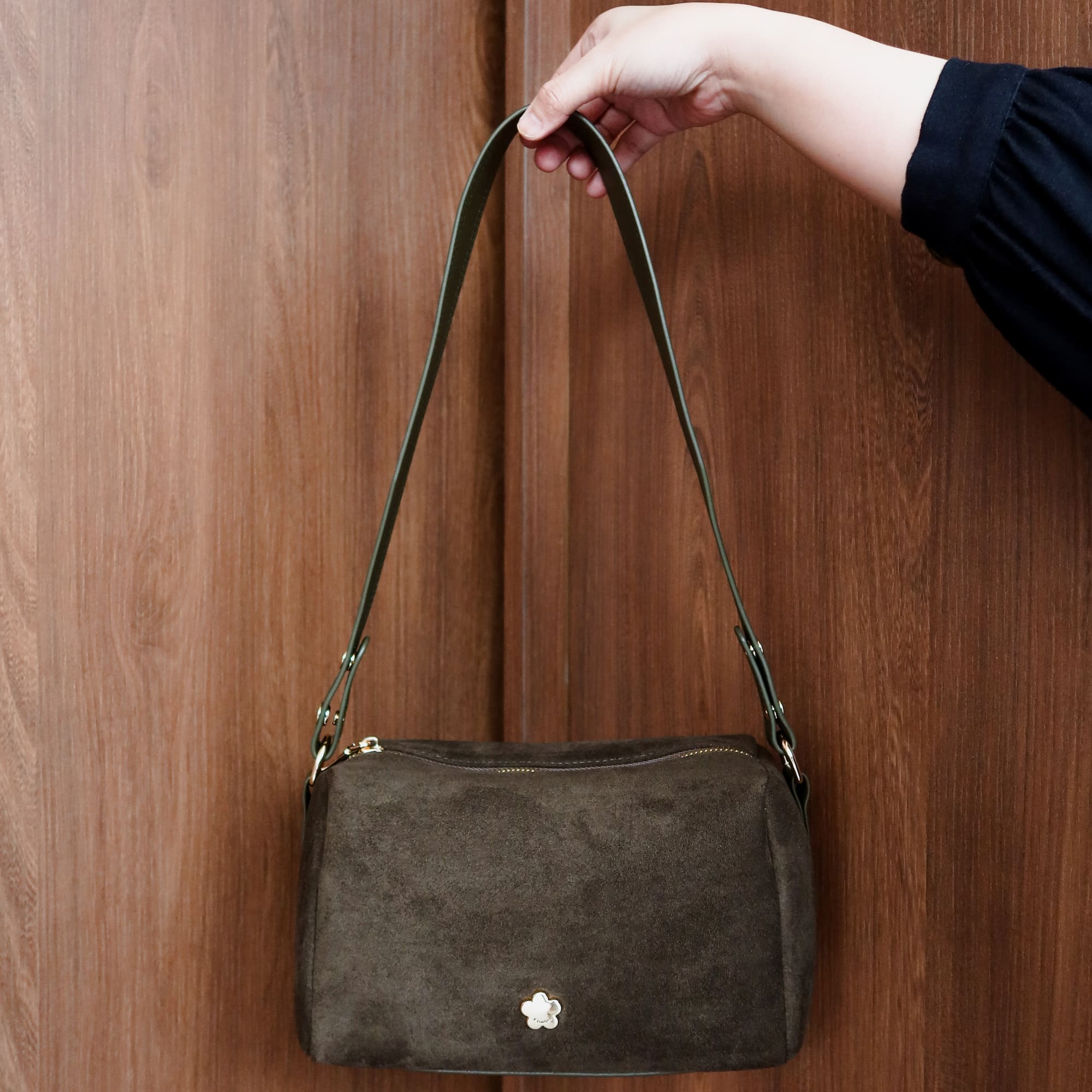 F.timber Bean Velvet Crossbody Shoulder Handbag